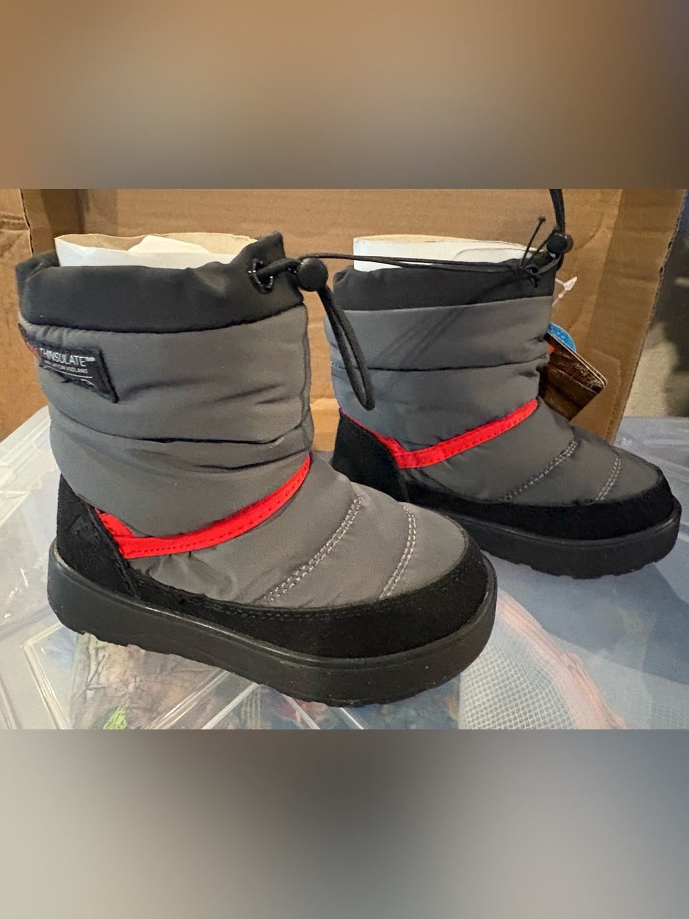 Toddler boys size 7 snow boots